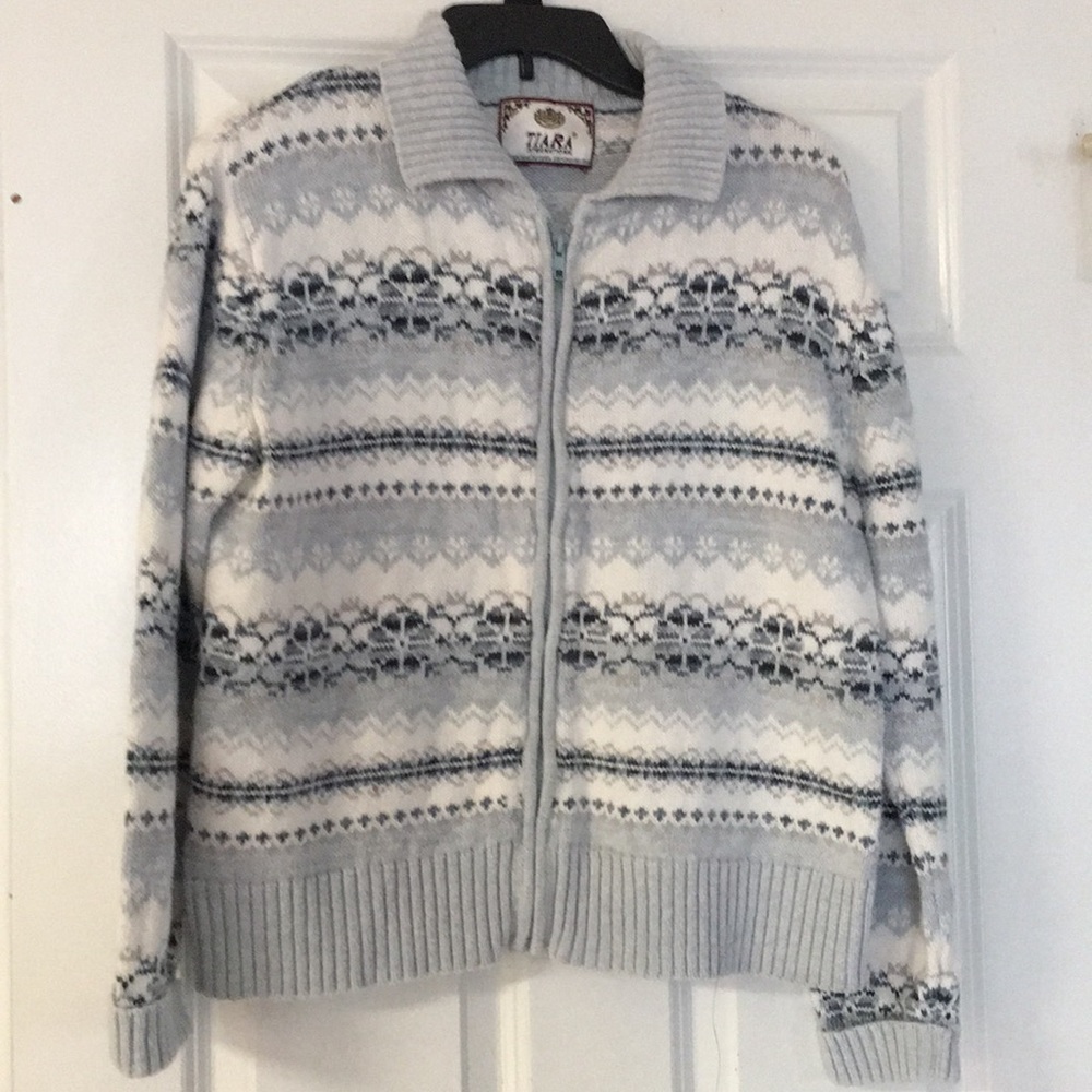 Gorgeous Ice Blue Tiara Cotton Knit Zip Cardigan